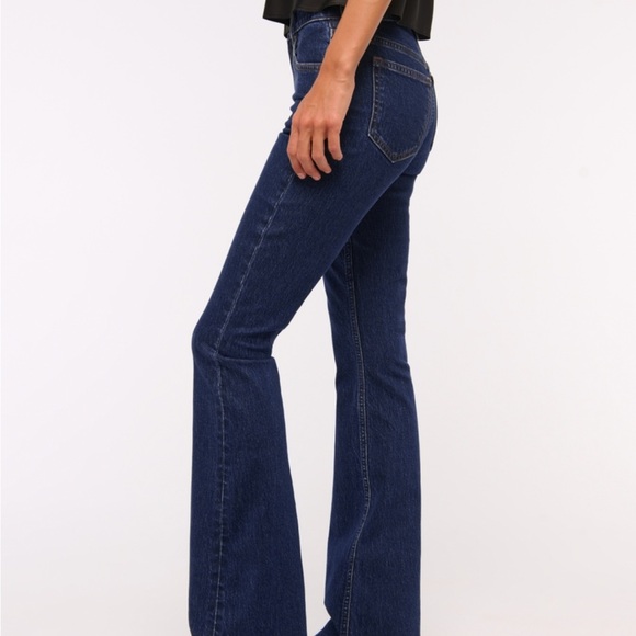 Abercrombie Mid Rise Bootcut Jean - Picture 4 of 10